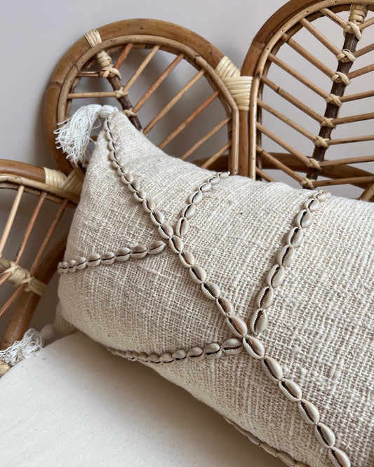 Housse de coussin Bali avec cauris